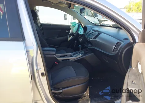 2016 Kia Sportage Lx z USA, uszkodzony, nr VIN KNDPBCAC1G7871624